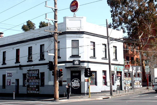 Tote Hotel
