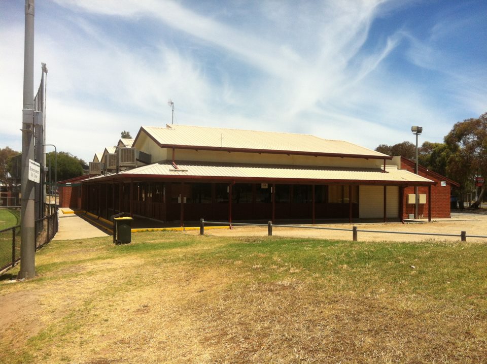 West Lakes Sports Club