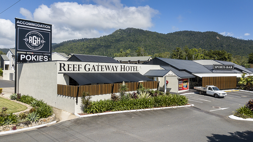 Reef Gateway Hotel